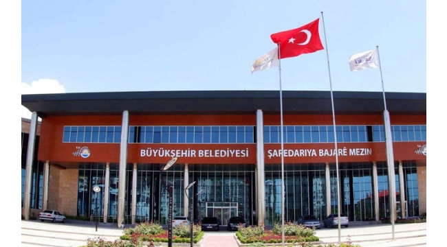 Kayyum belediyeden AKP’li yöneticiye adrese teslim ihale